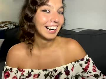 girl
        straightoutthetrailer cam image #4632907