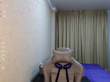 girl
        haribogirl__ cam image #6289105