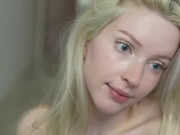 girl
        my_stella cam image #6611377