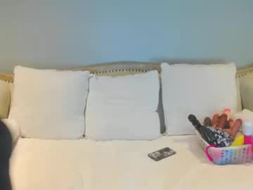 girl
        eatmygingersnapps cam image #4513476