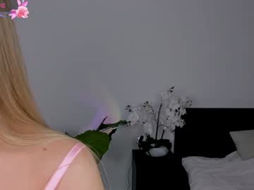 girl
        nicole_youthfull cam image #5538835