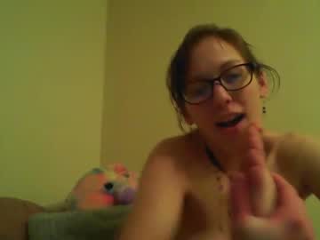 girl
        nonfail_grl cam image #403517