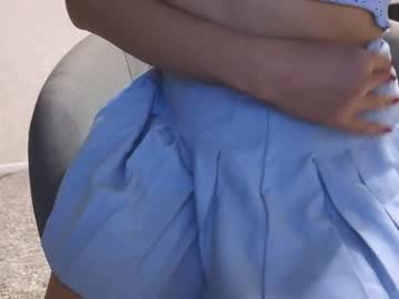 girl
        layabae cam image #5376402