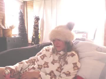couple
        kendalltyler cam image #5430280