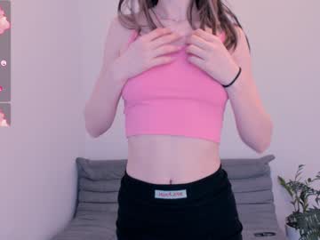 girl
        katonyarisling cam image #3750771