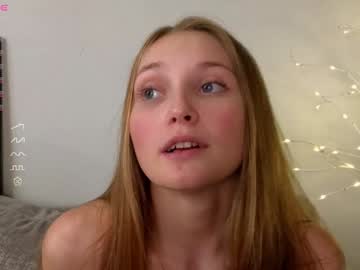 girl Sex Cam Girls Roleplay For Viewers On Chaturbate with _green_green_