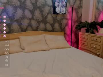girl
        zarascarlett cam image #3387165