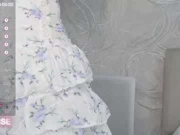 girl
        _hey_siri_ cam image #741914