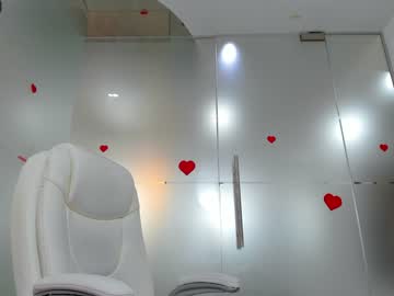 girl
        katty_lovel cam image #1803224