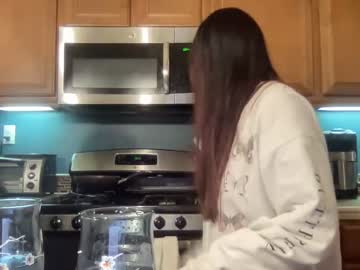 girl
        hiddenr0se cam image #1810498