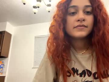 girl
        tastycanela cam image #3339701