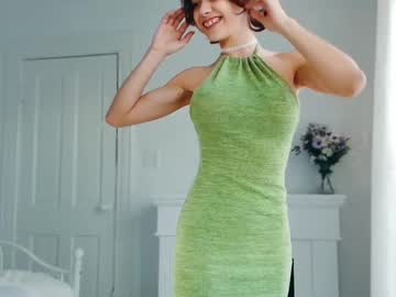 girl
        littlegreekflower cam image #6240288