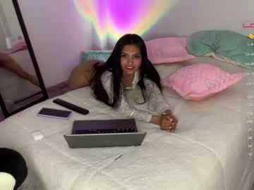 girl
        sweet_littleee cam image #638020
