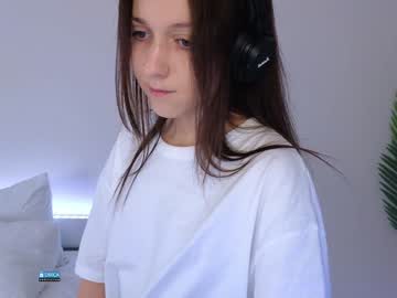 girl
        tadammary cam image #5427832