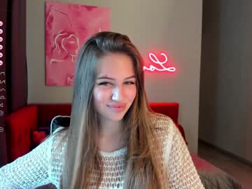 girl
        kiramystery cam image #3885470