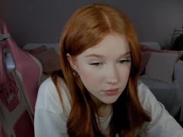 girl
        leahsthetics cam image #6328747