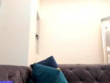girl
        hotfallingdevil cam image #3578319