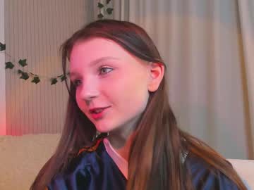 girl
        edithgalpin cam image #6147614