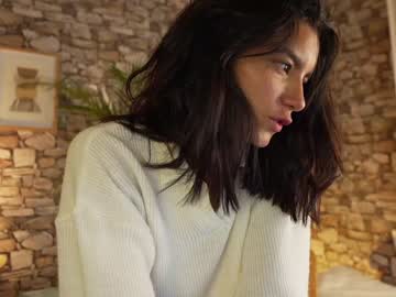 girl
        urcutelinda cam image #3540379