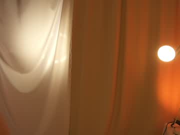 girl
        sunny_maria cam image #5540070