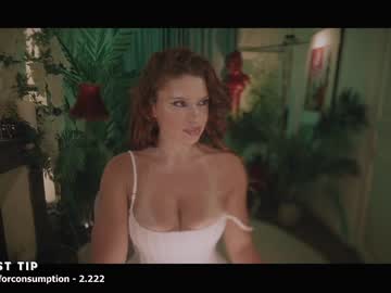 girl
        rougeoud cam image #2361438