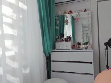 girl
        sweety_rinushka_ cam image #1798437