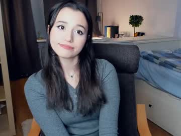 girl
        keti_bunny cam image #5647023