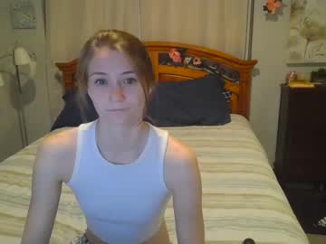girl
        katynowhere cam image #5976819