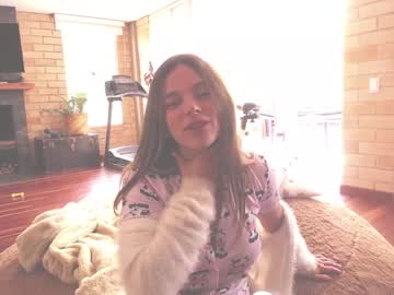 girl
        kendalltyler cam image #4268749