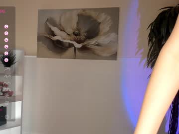 girl
        elviachaplin cam image #3455027
