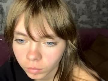 girl
        oracorker cam image #6899524