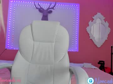 girl
        nancydiamonds cam image #2071124