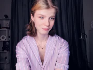 girl
        sindykate cam image #4666810