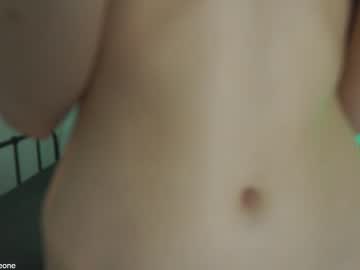 girl
        _annieone cam image #1906374