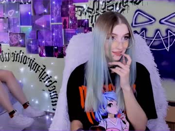 girl
        kayleecrystal cam image #1356913