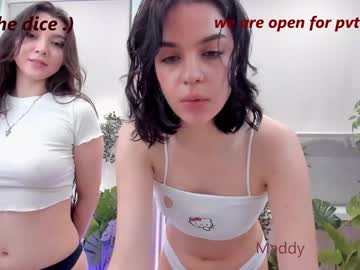 couple
        maddy___collins cam image #648324