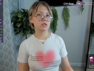 girl
        jettabayse cam image #3348549