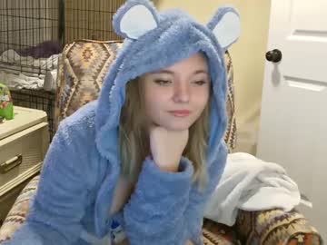 girl
        miss_morgan2993 cam image #2751118