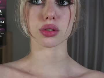 girl
        audreycarvin cam image #6544701