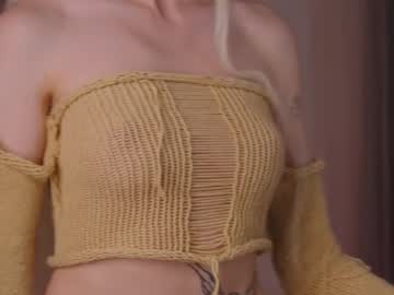 girl
        little_anitta cam image #6519428