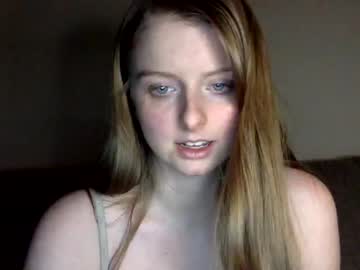 girl
        sexystudentxoxo cam image #550628