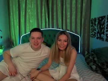 couple
        _mutuallove_ cam image #1915997