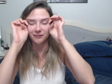 girl
        bluexstacey cam image #3922773