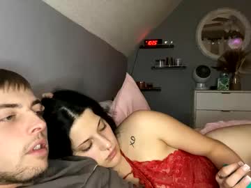 couple
        cupiddd333 cam image #2591957