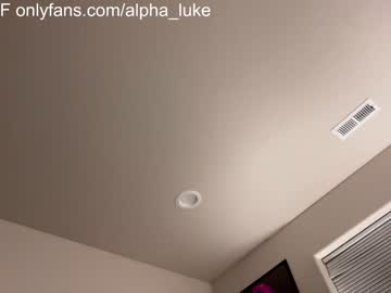 couple
        alpha_luke cam image #3296461