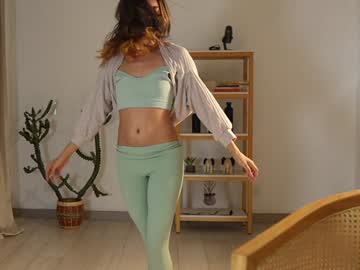 girl
        urcutelinda cam image #5611175