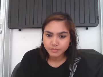 girl
        karebearxx cam image #1986059