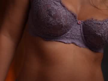 girl
        brandywhite cam image #5943018