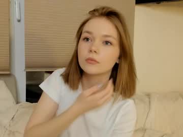 girl
        earlenedaughtrey cam image #6217412