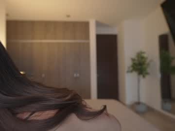 girl
        emyii cam image #5504108